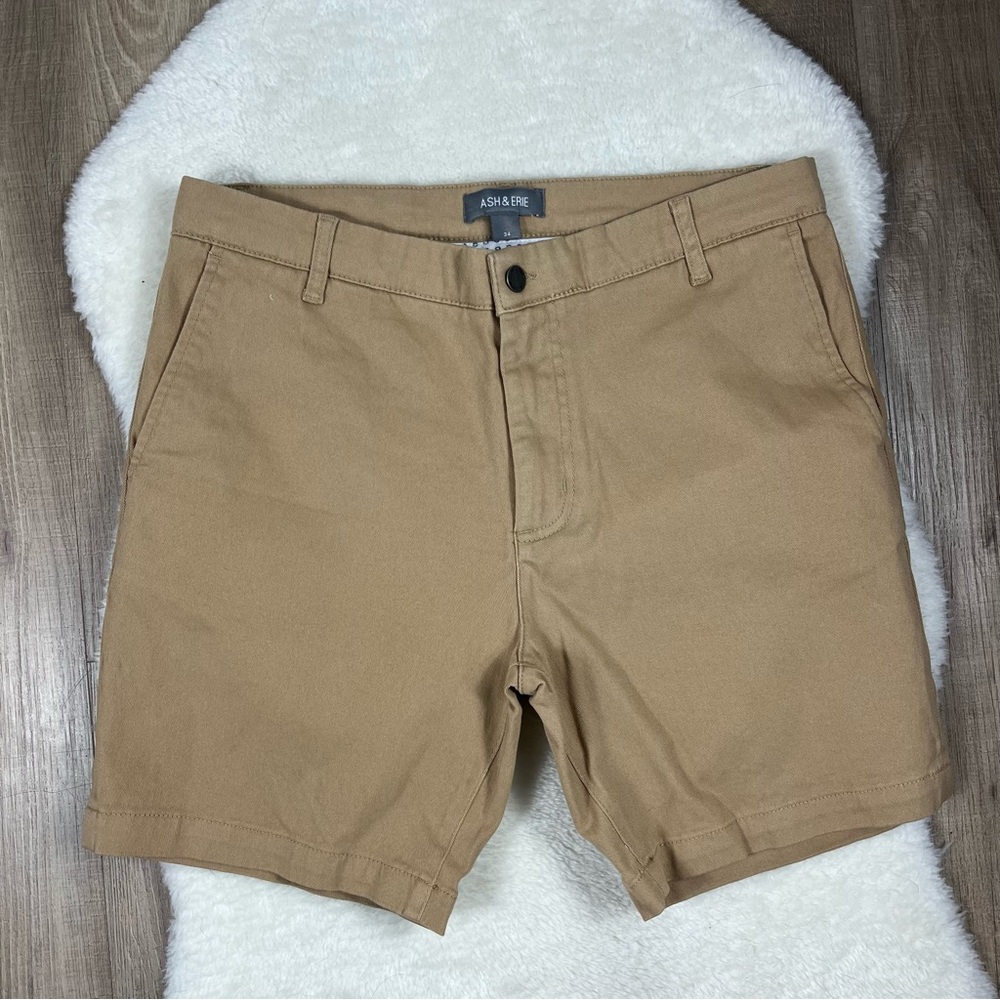 NWOT Ash & Erie stretch chino shorts